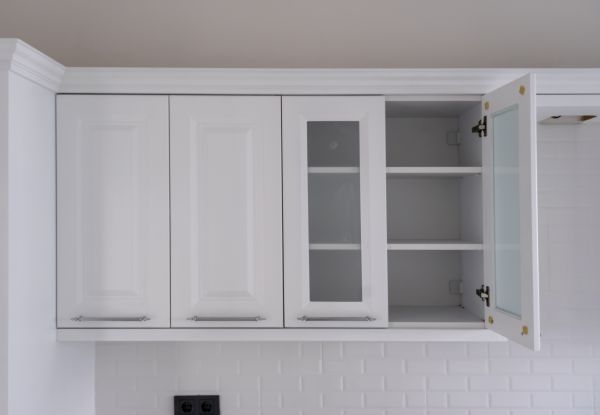 Pantry Door Repair Service