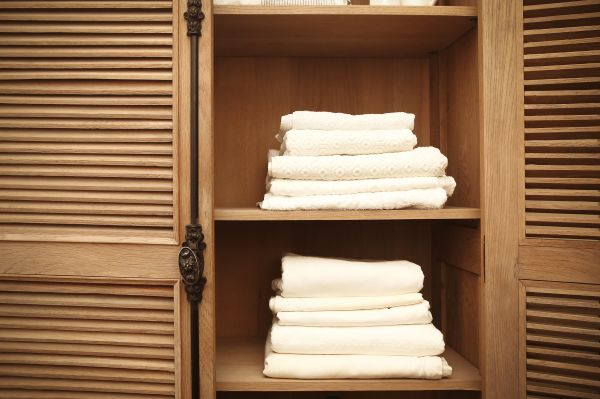 Linen Closet Door Repair Service